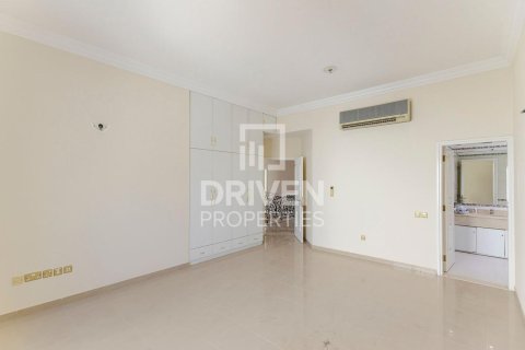 Villa à Umm Al Sheif Villas, Umm Al Sheif, Dubai, 5 chambres, 1393.55 m², № 136843 - photo 8