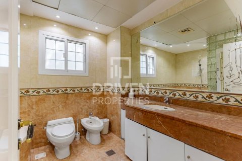 Villa à Umm Al Sheif Villas, Umm Al Sheif, Dubai, 5 chambres, 1393.55 m², № 136843 - photo 26