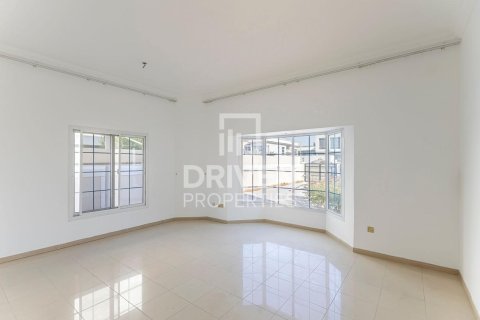 Villa à Umm Al Sheif Villas, Umm Al Sheif, Dubai, 5 chambres, 1393.55 m², № 136843 - photo 17