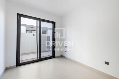 Villa en Tilal Al Ghaf, Dubai, 4 dormitorios, 220.37 m², № 136851 - foto 25