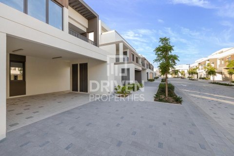 Villa en Tilal Al Ghaf, Dubai, 4 dormitorios, 220.37 m², № 136851 - foto 15