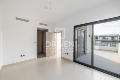 Villa en Tilal Al Ghaf, Dubai, 4 dormitorios, 220.37 m², № 136851 - foto 8
