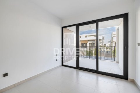 Villa en Tilal Al Ghaf, Dubai, 4 dormitorios, 220.37 m², № 136851 - foto 16
