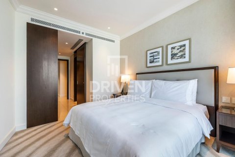 Apartamento en The Address Residence Fountain Views, Downtown Dubai (Downtown Burj Dubai), Dubai, 2 dormitorios, 139.82 m², № 136842 - foto 11