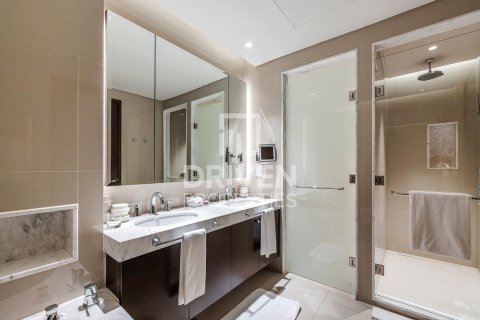 Apartamento en The Address Residence Fountain Views, Downtown Dubai (Downtown Burj Dubai), Dubai, 2 dormitorios, 139.82 m², № 136842 - foto 6