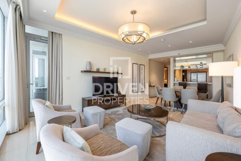 Apartamento en The Address Residence Fountain Views, Downtown Dubai (Downtown Burj Dubai), Dubai, 2 dormitorios, 139.82 m², № 136842 - foto 3