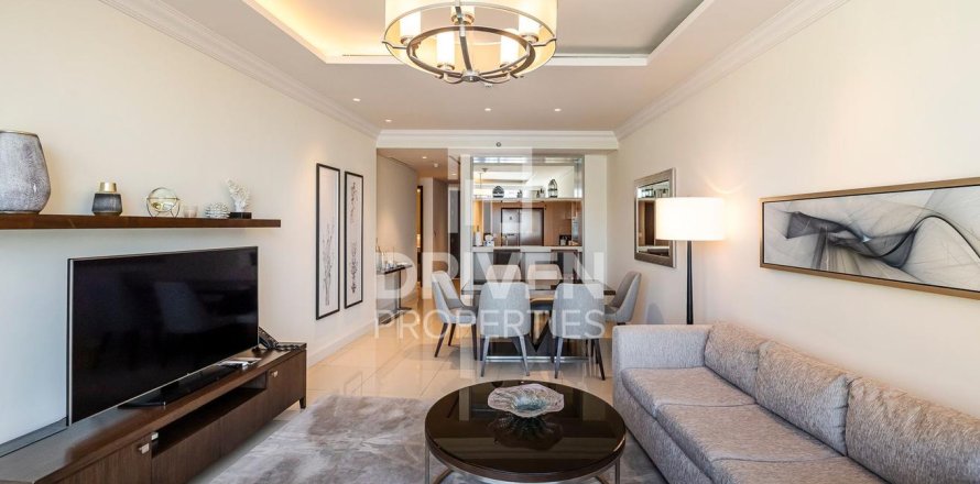 Apartamento en The Address Residence Fountain Views, Downtown Dubai (Downtown Burj Dubai), Dubai, 2 dormitorios, 139.82 m², № 136842