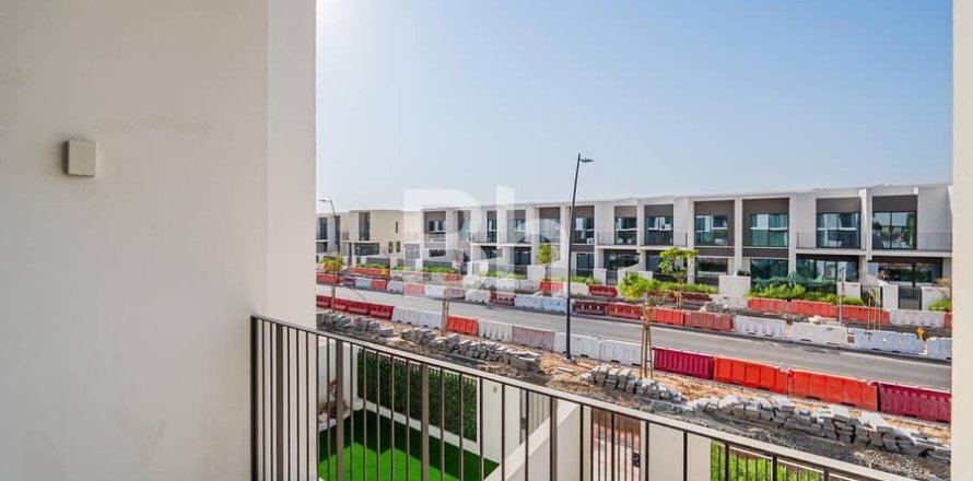 Adosado en Dubai, 3 dormitorios, 176 m², № 57208