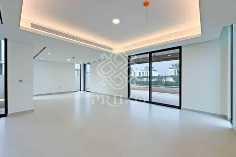 Villa in Palm Jumeirah, Dubai 4 bedrooms, 453 sq.m. № 112064 - photo 5