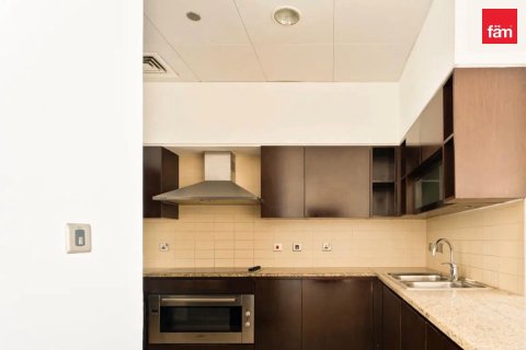 Appartement à Palm Jumeirah, Dubai, 1 chambre, 119.9 m², № 133291 - photo 6