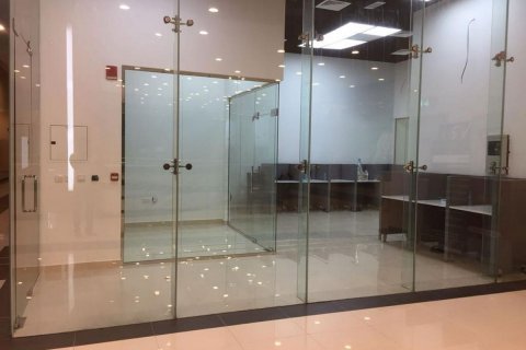 Commercial property in Park Towers, DIFC, Dubai 70 sq.m. № 7560 - photo 1