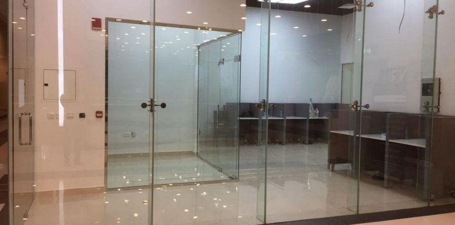 Commercial property in Park Towers, DIFC, Dubai 70 sq.m. № 7560