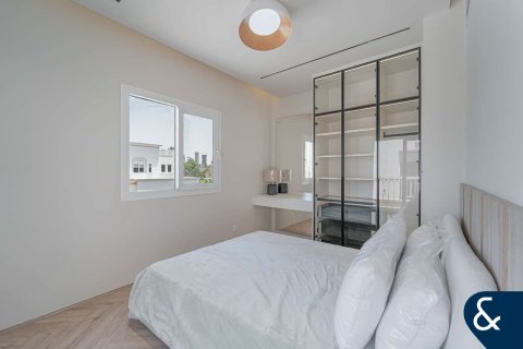 Купить виллу в Springs 11, The Springs, Дубай: 2 спальни, 157м², № 75225 - фото 15