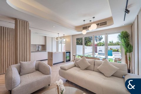 Купить виллу в Springs 11, The Springs, Дубай: 2 спальни, 157м², № 75225 - фото 2