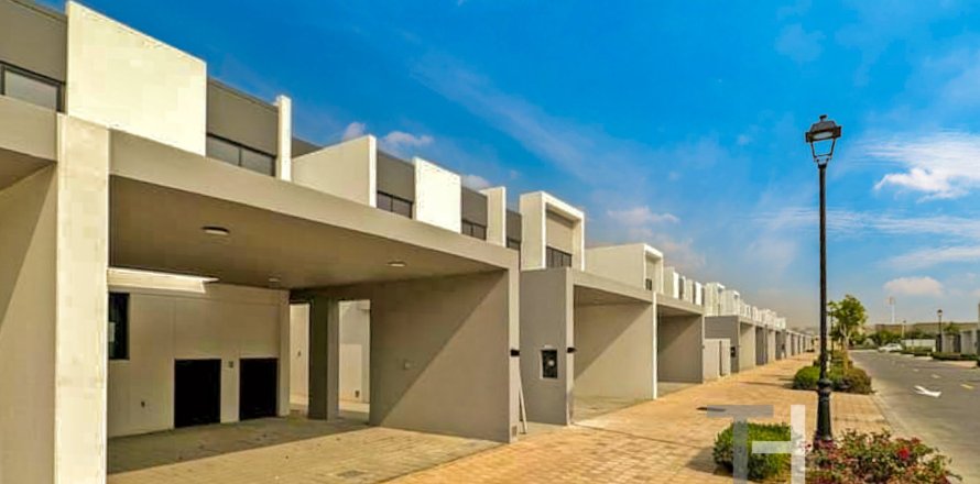 Maison de ville à Dubai, 3 chambres, 181 m², № 16873