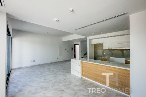 Снять в аренду таунхаус в Дубае: 3 спальни, 181м², № 16871 - фото 3