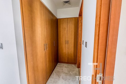 Снять в аренду таунхаус в Дубае: 3 спальни, 181м², № 16871 - фото 14
