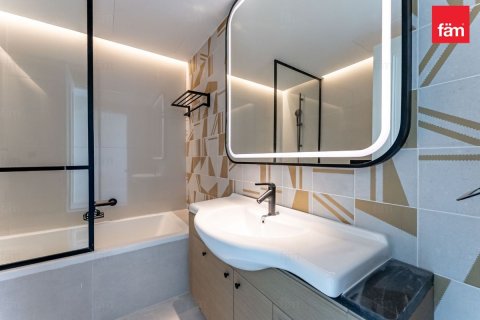 Apartment in Al Barsha, Dubai 2 bedrooms, 139.5 sq.m. № 109310 - photo 10
