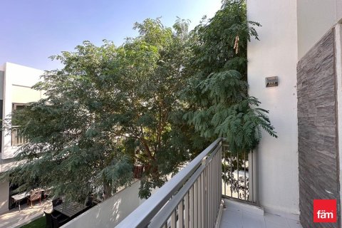 Townhouse in Dubai 3 bedrooms, 229.9 sq.m. № 109313 - photo 2
