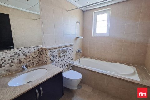 Villa en Jumeirah Park, Dubai, 3 dormitorios, 522.9 m², № 109308 - foto 12