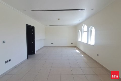 Villa en Jumeirah Park, Dubai, 3 dormitorios, 522.9 m², № 109308 - foto 8