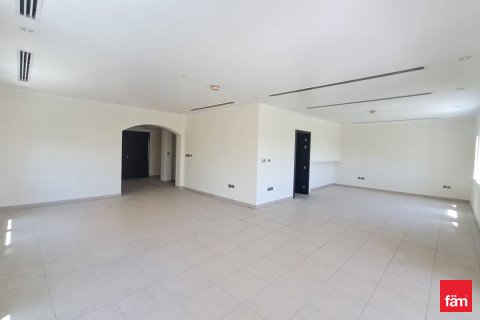 Villa en Jumeirah Park, Dubai, 3 dormitorios, 522.9 m², № 109308 - foto 25