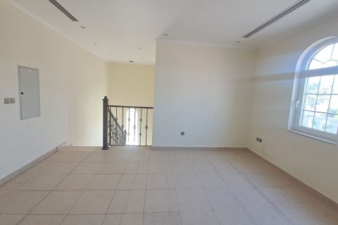 Villa en Jumeirah Park, Dubai, 3 dormitorios, 522.9 m², № 109308 - foto 16