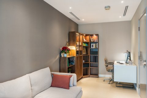 Townhouse in Jumeirah Village Triangle, Dubai 3 bedrooms, 278 sq.m. № 102338 - photo 13