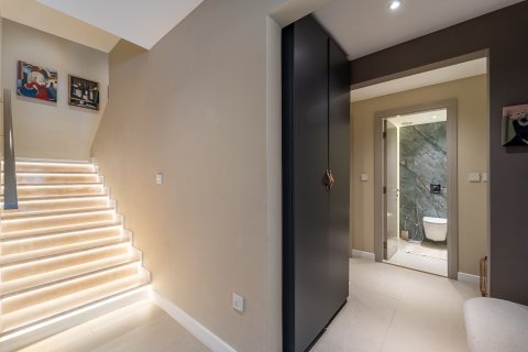Townhouse in Jumeirah Village Triangle, Dubai 3 bedrooms, 278 sq.m. № 102338 - photo 11