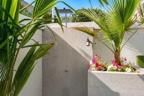 Townhouse in Jumeirah Village Triangle, Dubai 3 bedrooms, 278 sq.m. № 102338 - photo 6