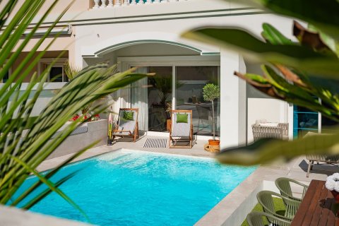 Townhouse in Jumeirah Village Triangle, Dubai 3 bedrooms, 278 sq.m. № 102338 - photo 3