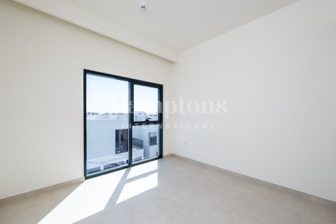 Villa à Arabian Ranches 3, Dubai, 4 chambres, 145.76480700 m², № 100669 - photo 15