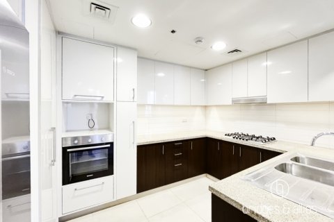 Apartamento en Downtown Dubai (Downtown Burj Dubai), Dubai, 2 dormitorios, 129 m², № 83203 - foto 3