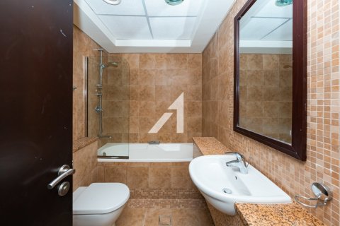Снять в аренду квартиру в DIFC, Дубай: 2 спальни, 158м², № 83198 - фото 4