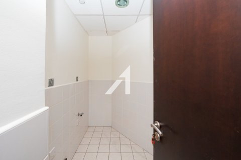 Снять в аренду квартиру в DIFC, Дубай: 2 спальни, 154м², № 83197 - фото 6