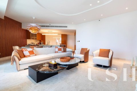 Apartment in Palm Jumeirah, Dubai 2 bedrooms, 157 sq.m. № 39740 - photo 11