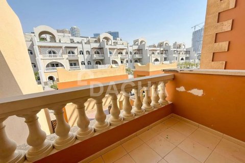 Villa à District 15, Jumeirah Village Circle, Dubai, 4 chambres, 135 m², № 133251 - photo 15