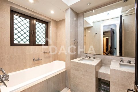 Appartement à Downtown Dubai (Downtown Burj Dubai), Dubai, 2 chambres, 132 m², № 133247 - photo 11