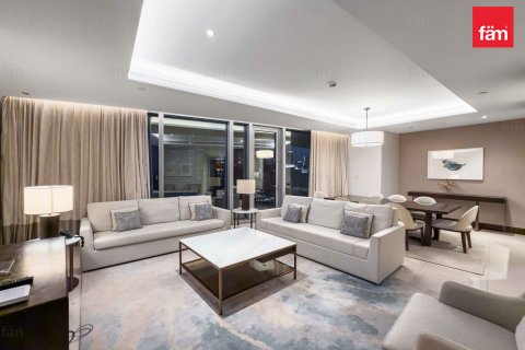 Apartment in Downtown Dubai (Downtown Burj Dubai), Dubai 3 bedrooms, 207.8 sq.m. № 93563 - photo 1