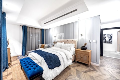 Купить виллу в North Village, Al Furjan, Дубай: 6 спален, 875м², № 73106 - фото 10