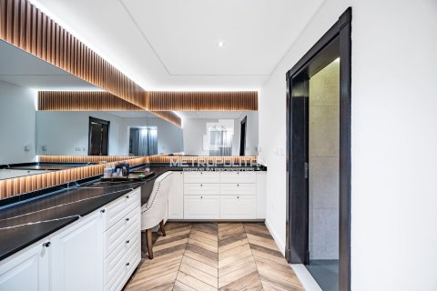 Купить виллу в North Village, Al Furjan, Дубай: 6 спален, 875м², № 73106 - фото 7