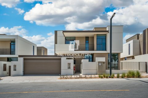 Villa en Al Furjan, Dubai, 4 dormitorios, 480 m², № 73112 - foto 5