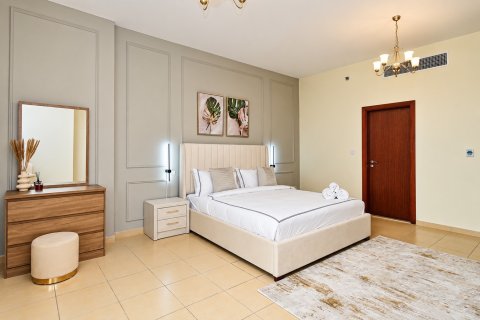 Apartment in Jumeirah Beach Residence, Dubai 4 bedrooms, 317.19 sq.m. № 142096 - photo 6