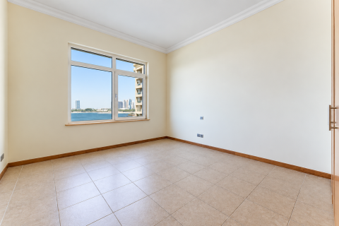 Apartment in Palm Jumeirah, Dubai 3 bedrooms, 200.57 sq.m. № 142106 - photo 15