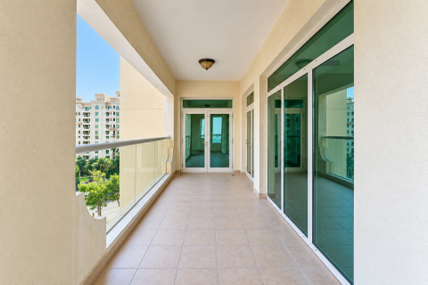Apartment in Palm Jumeirah, Dubai 3 bedrooms, 200.57 sq.m. № 142106 - photo 11