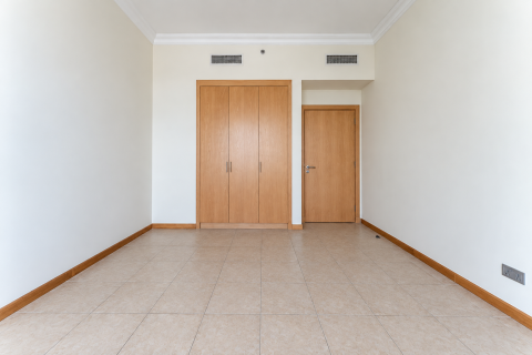 Apartment in Palm Jumeirah, Dubai 3 bedrooms, 200.57 sq.m. № 142106 - photo 17