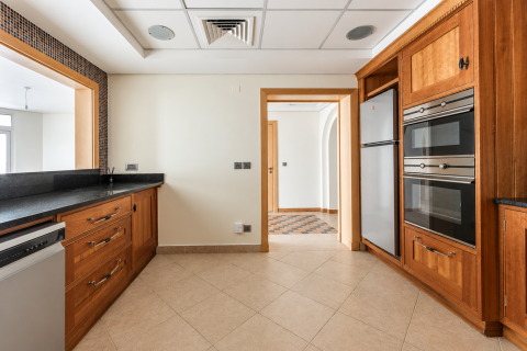 Apartment in Palm Jumeirah, Dubai 3 bedrooms, 200.57 sq.m. № 142106 - photo 8