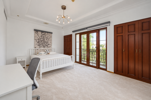 Villa in Jumeirah Golf Estates, Dubai 5 bedrooms, 508.18 sq.m. № 142097 - photo 11