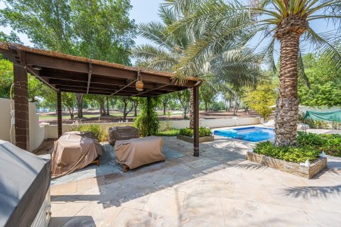 Villa in Jumeirah Golf Estates, Dubai 5 bedrooms, 508.18 sq.m. № 142097 - photo 25