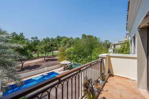Villa in Jumeirah Golf Estates, Dubai 5 bedrooms, 508.18 sq.m. № 142097 - photo 21
